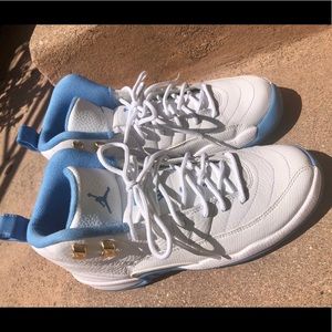 Jordan 12 / University Blue